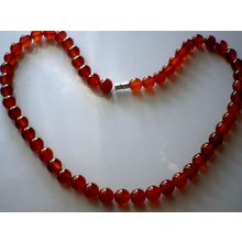 DELIGHTFUL & EXCELLENT QUALITY 8MM RED AGATE NECKLACE