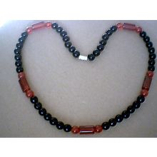 BEAUTIFUL & EXCELLENT QUALITY BLACK & RED AGATE NECKLACE